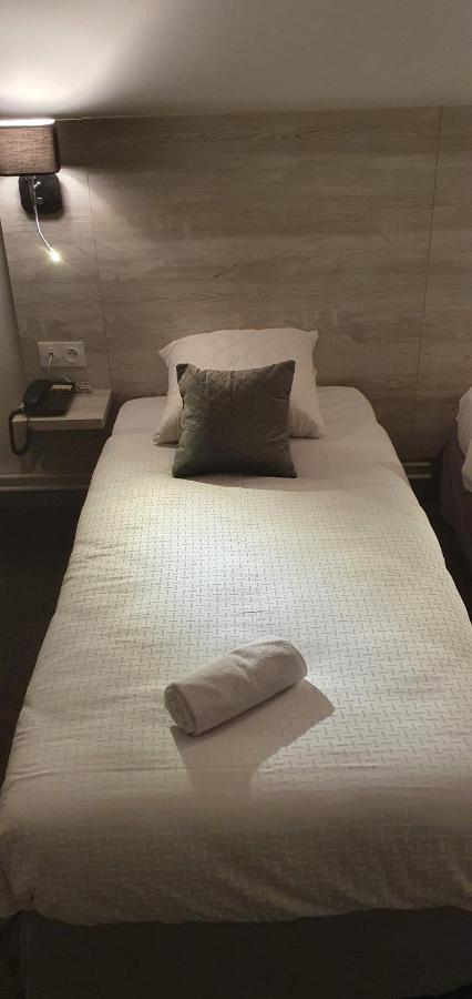 Hotel L'Alsace-Gare Sncf Narbona Habitación foto